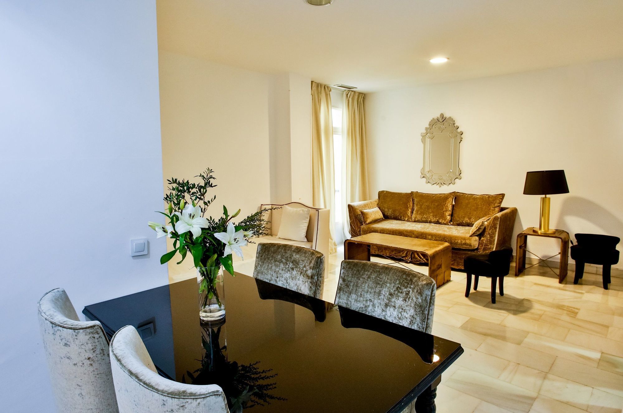11Th Principe By Splendom Suites Madrid Beltér fotó